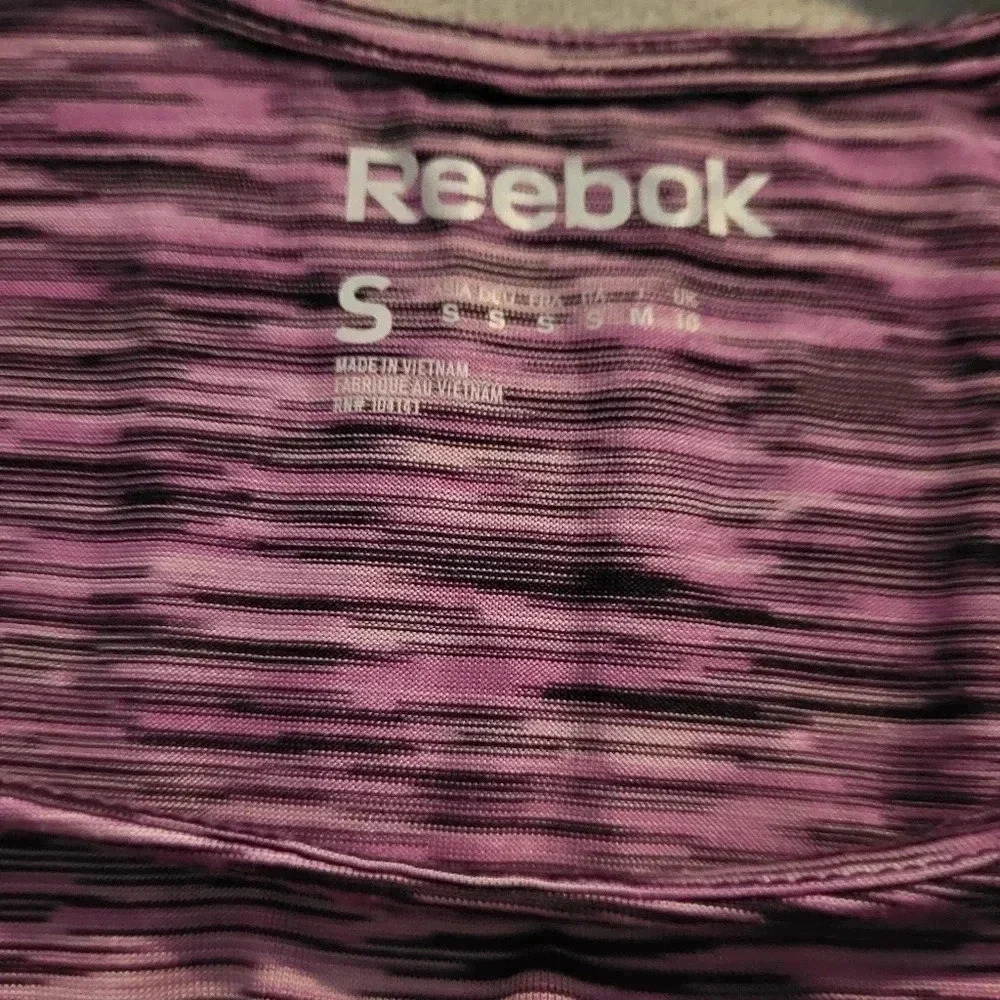 Reebok Women's Play‎ Dry Purple Ruched Activewear Short Sleeve Shirt Size S - Picture 8 of 8